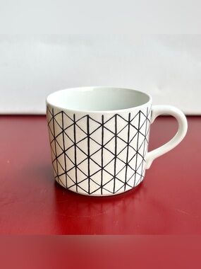 VTG Rörstrand Venezia Demitasse Espresso Cup 1950s MCM Ceramist Hertha Bengtson